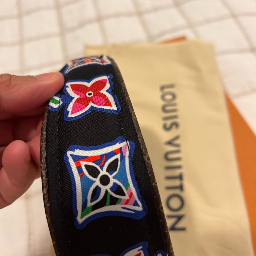 Louis Vuitton Head Band. BNEW - Picture 5 of 5
